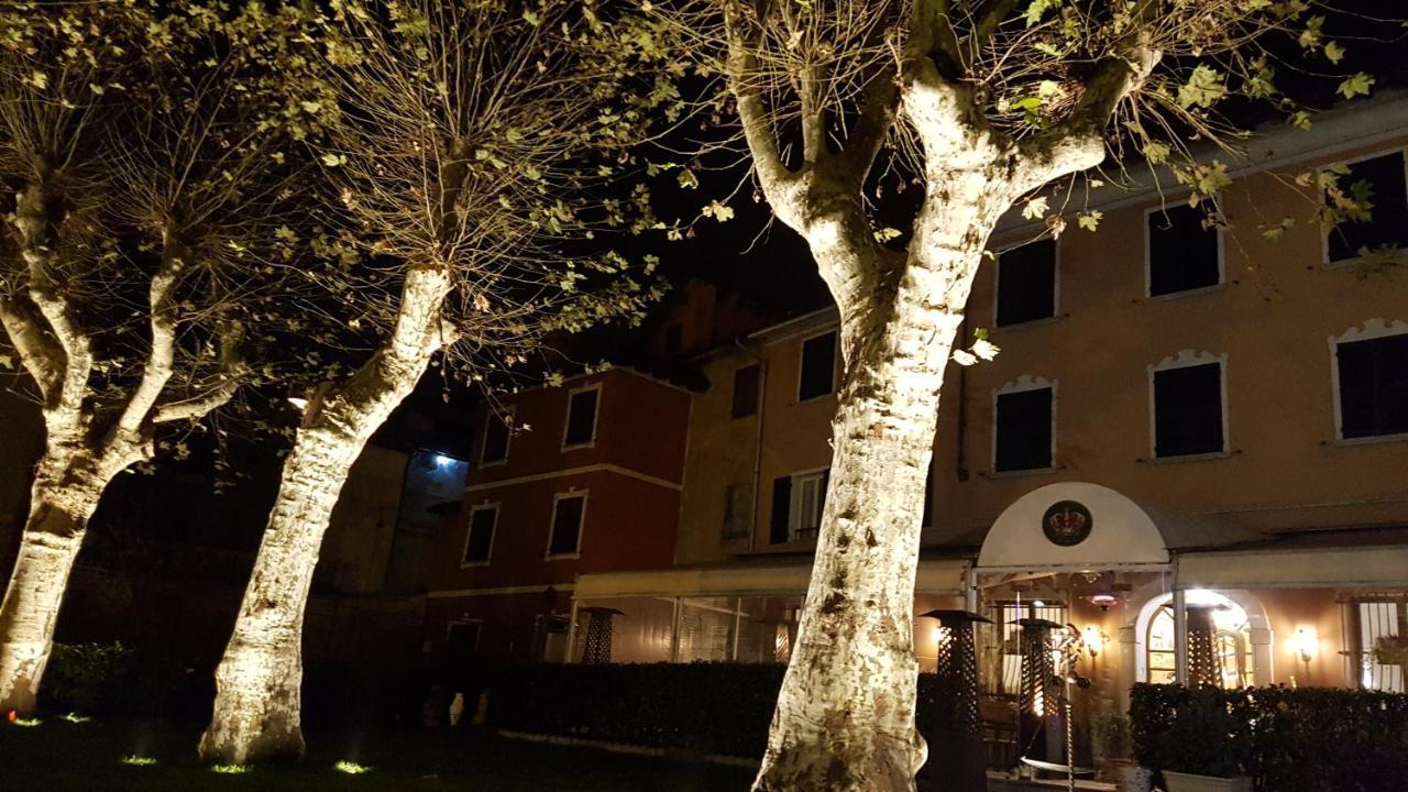 Ristorante Albergo Corona Novi Ligure Exteriér fotografie
