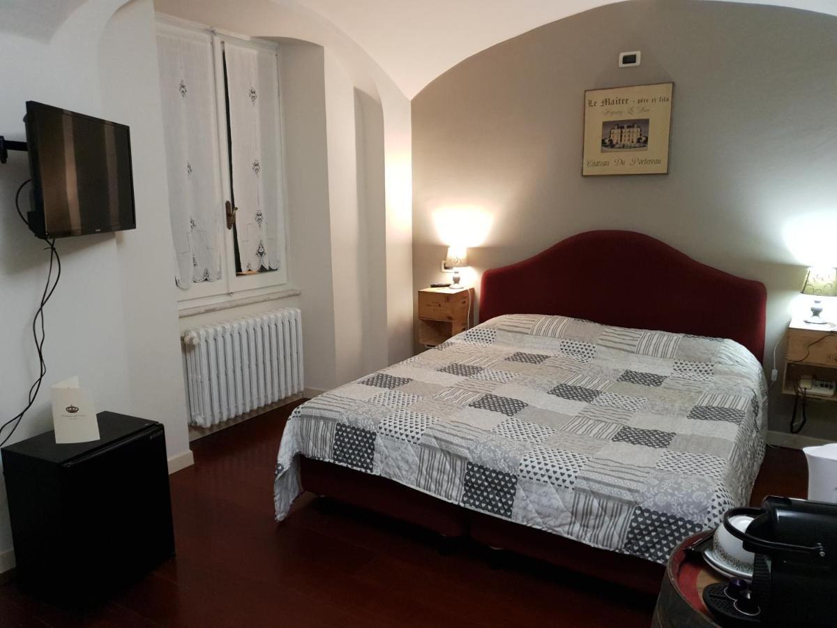 Ristorante Albergo Corona Novi Ligure Exteriér fotografie