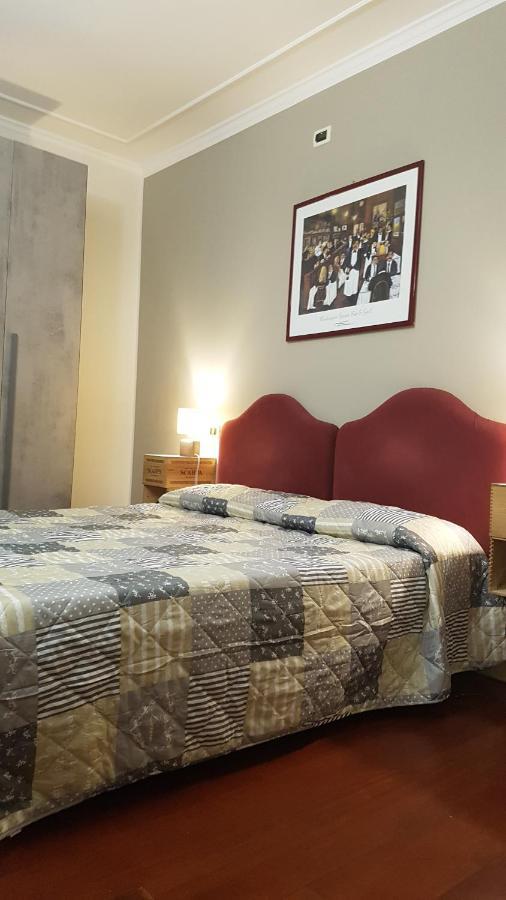 Ristorante Albergo Corona Novi Ligure Exteriér fotografie